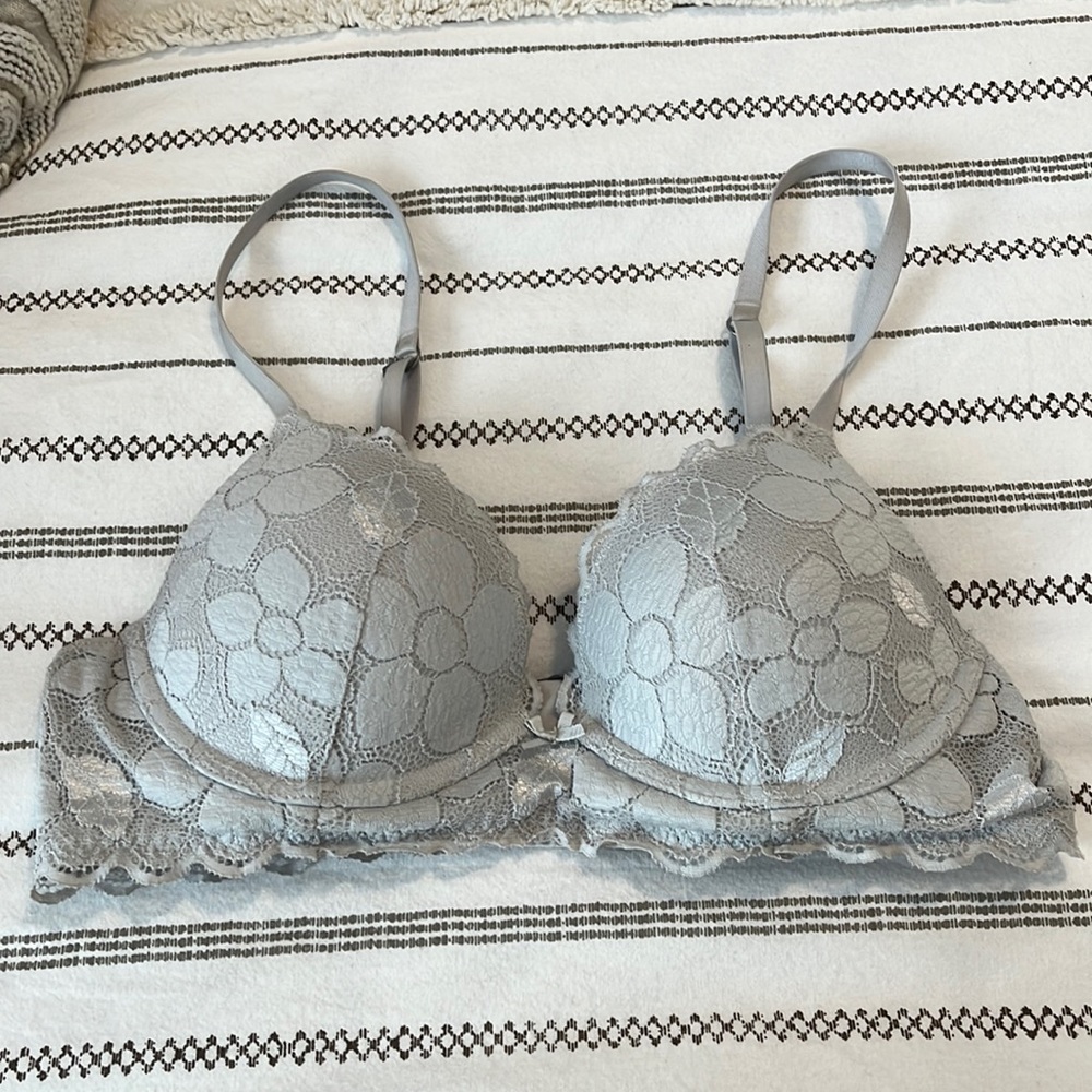 Grey Lace Aerie Bra - Size 34B